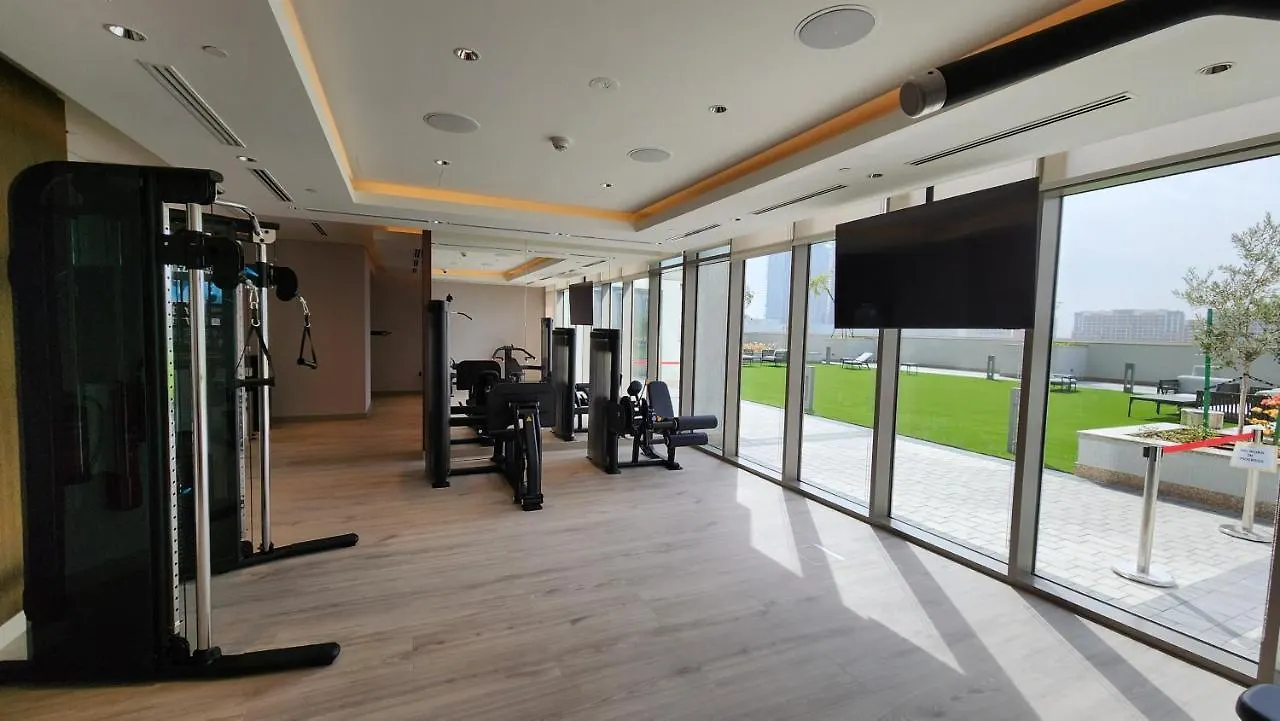 Stay By Latinem Luxury 2Br Holiday Home Cvr A605 Near Burj Khalifa 두바이 아파트
